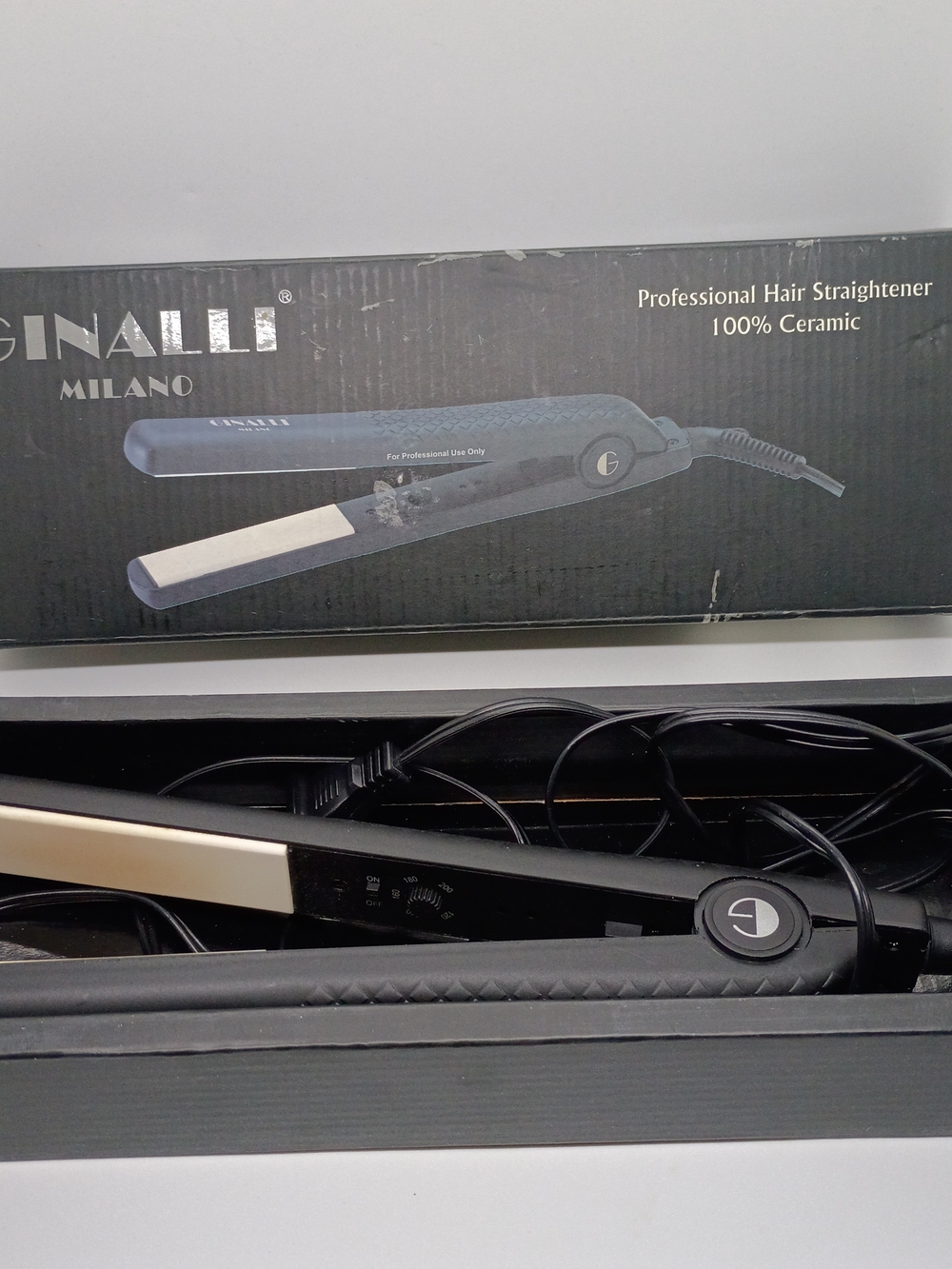 Professional Hair Straightener - Black/Gold